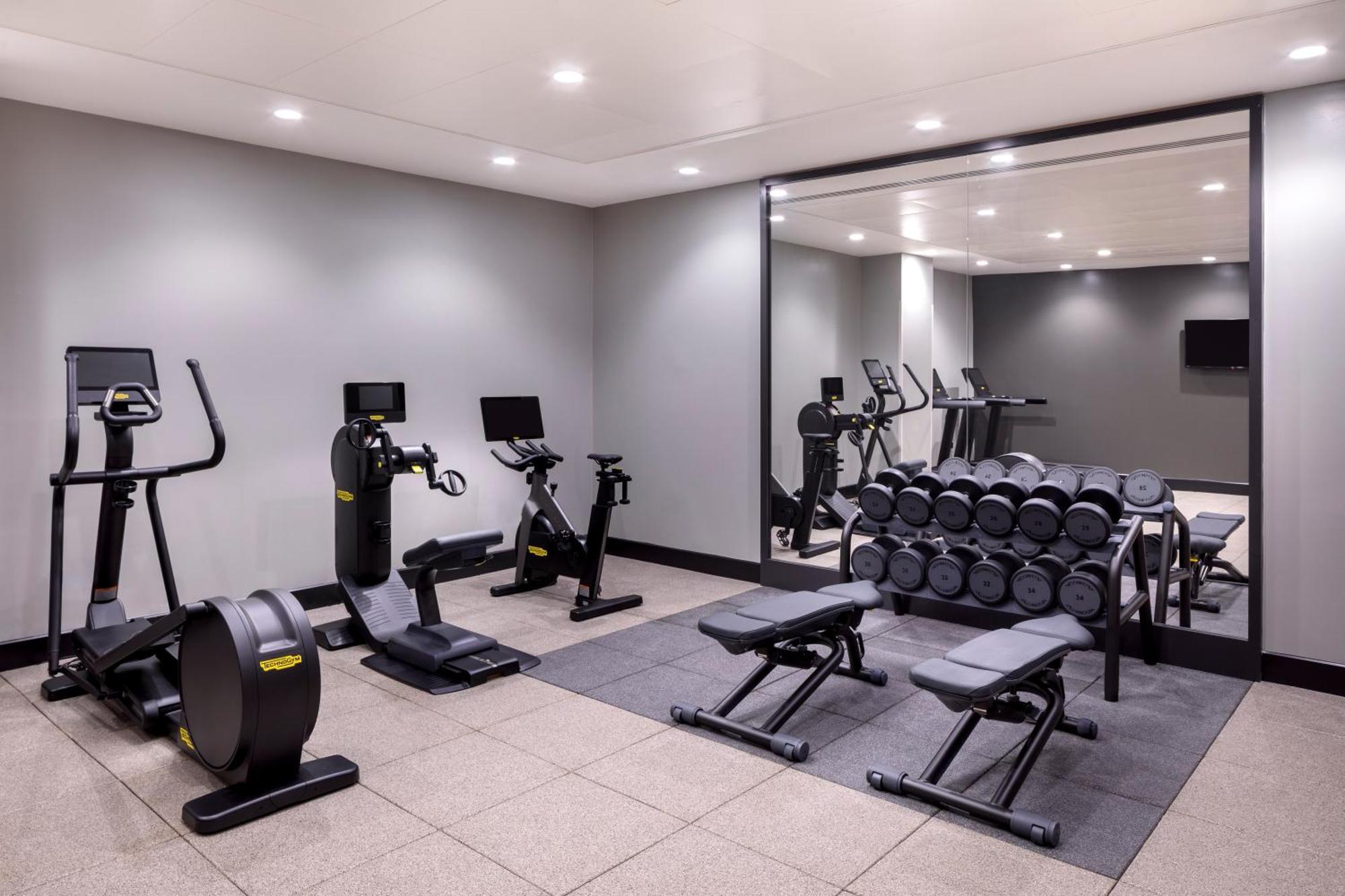 Hilton Woking Ξενοδοχείο Εξωτερικό φωτογραφία