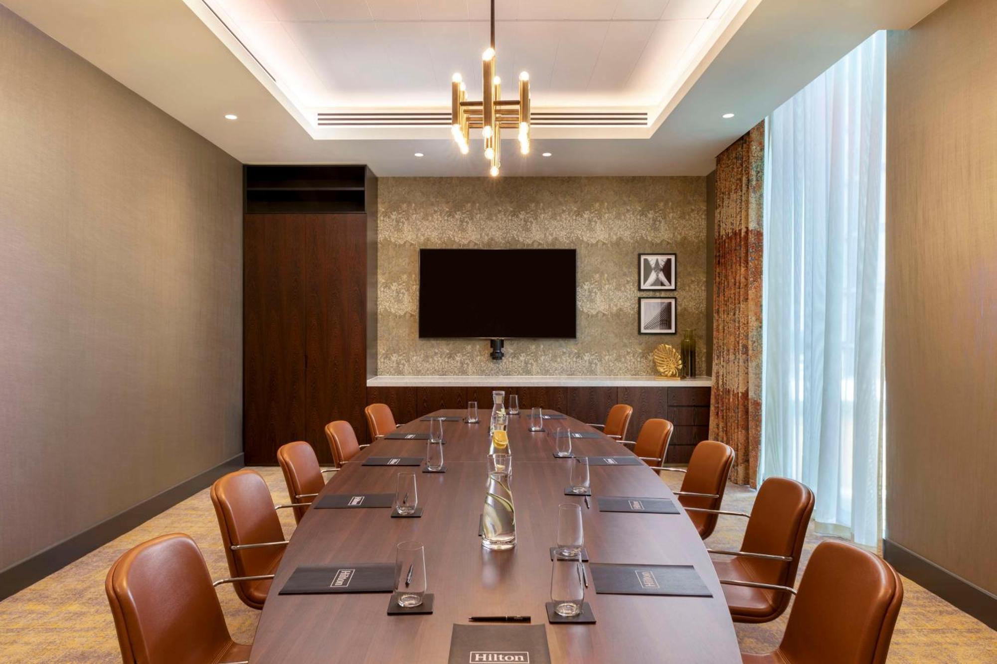 Hilton Woking Ξενοδοχείο Εξωτερικό φωτογραφία