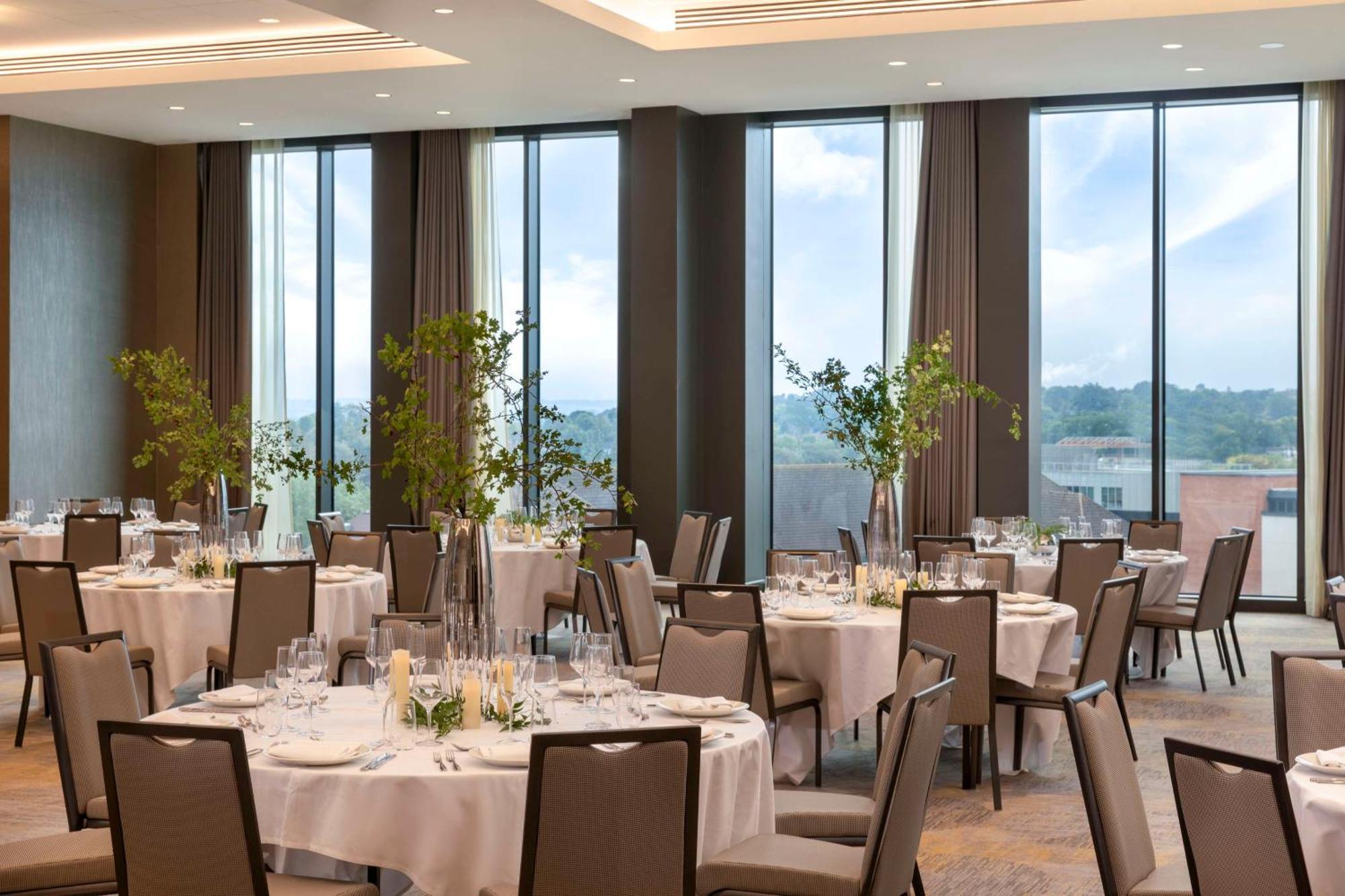 Hilton Woking Ξενοδοχείο Εξωτερικό φωτογραφία
