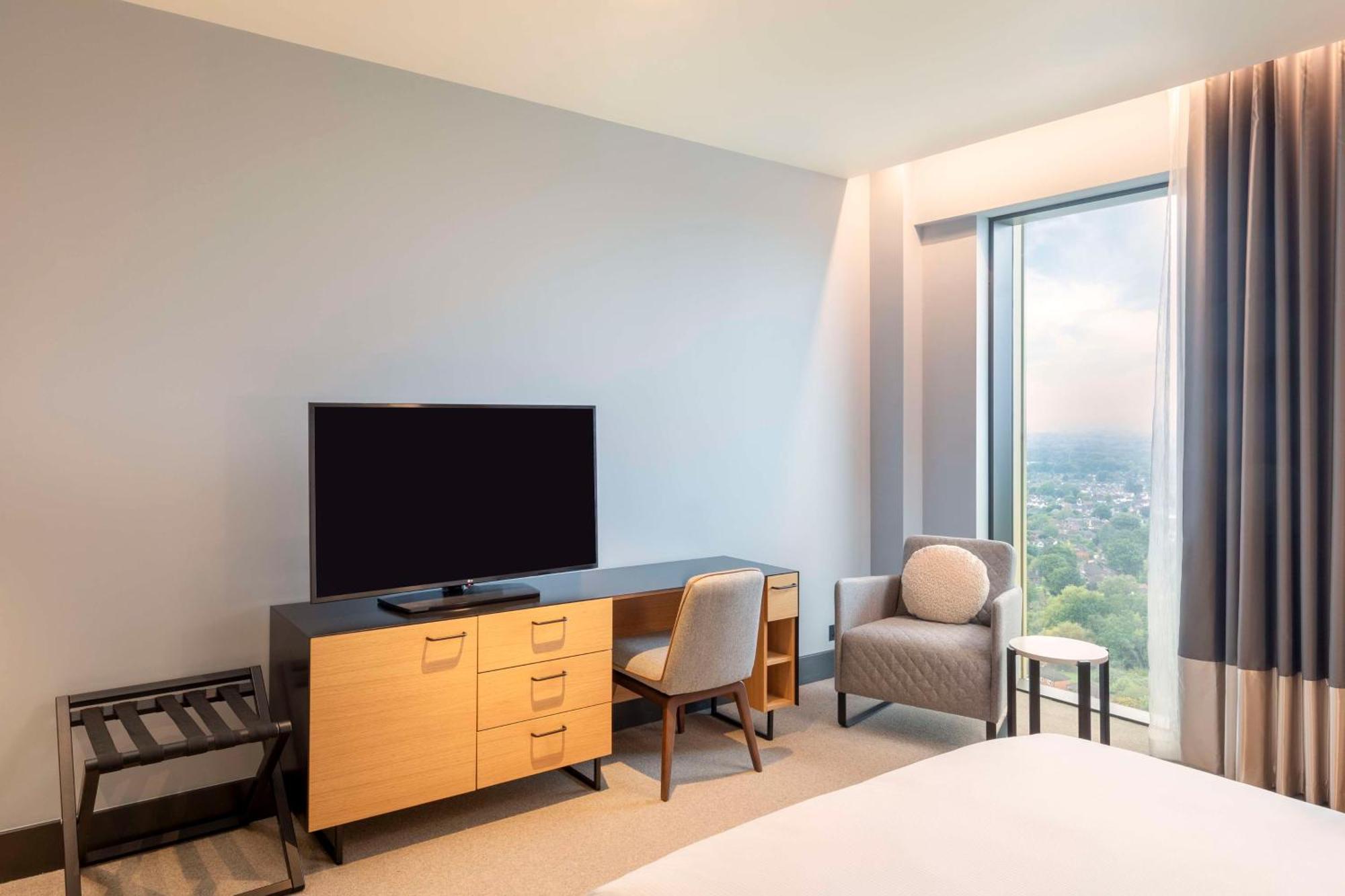 Hilton Woking Ξενοδοχείο Εξωτερικό φωτογραφία