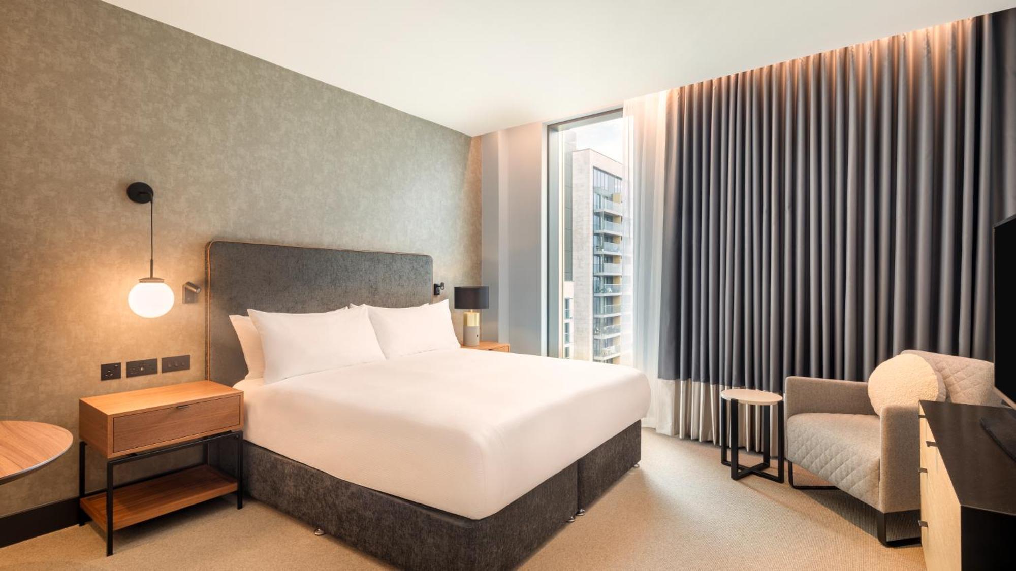 Hilton Woking Ξενοδοχείο Εξωτερικό φωτογραφία
