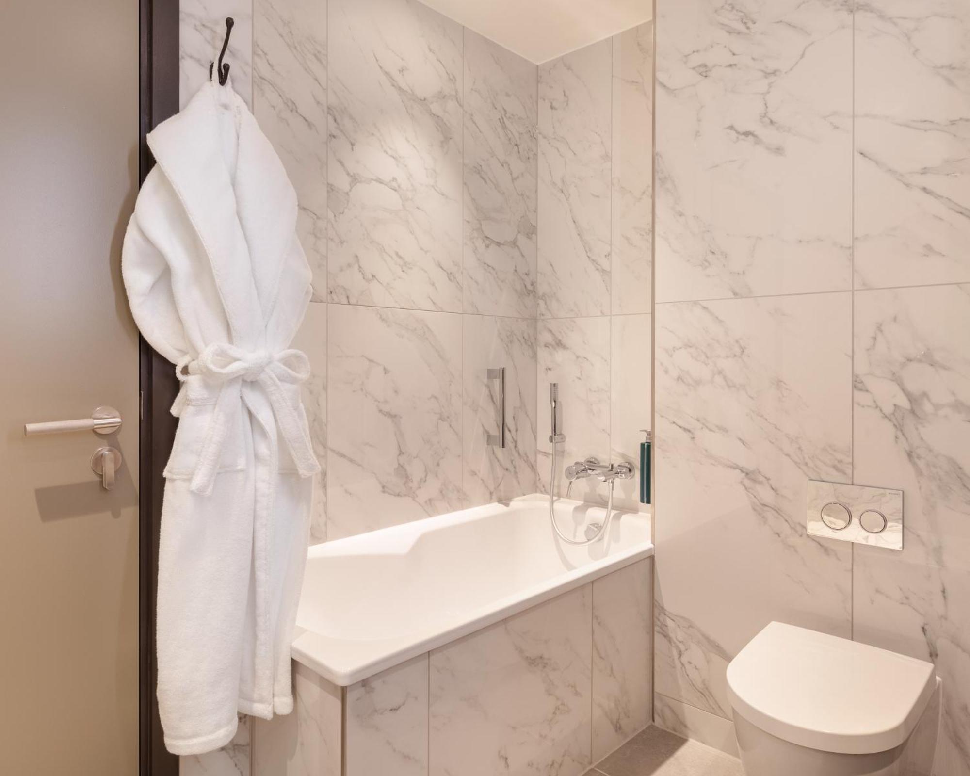 Hilton Woking Ξενοδοχείο Εξωτερικό φωτογραφία