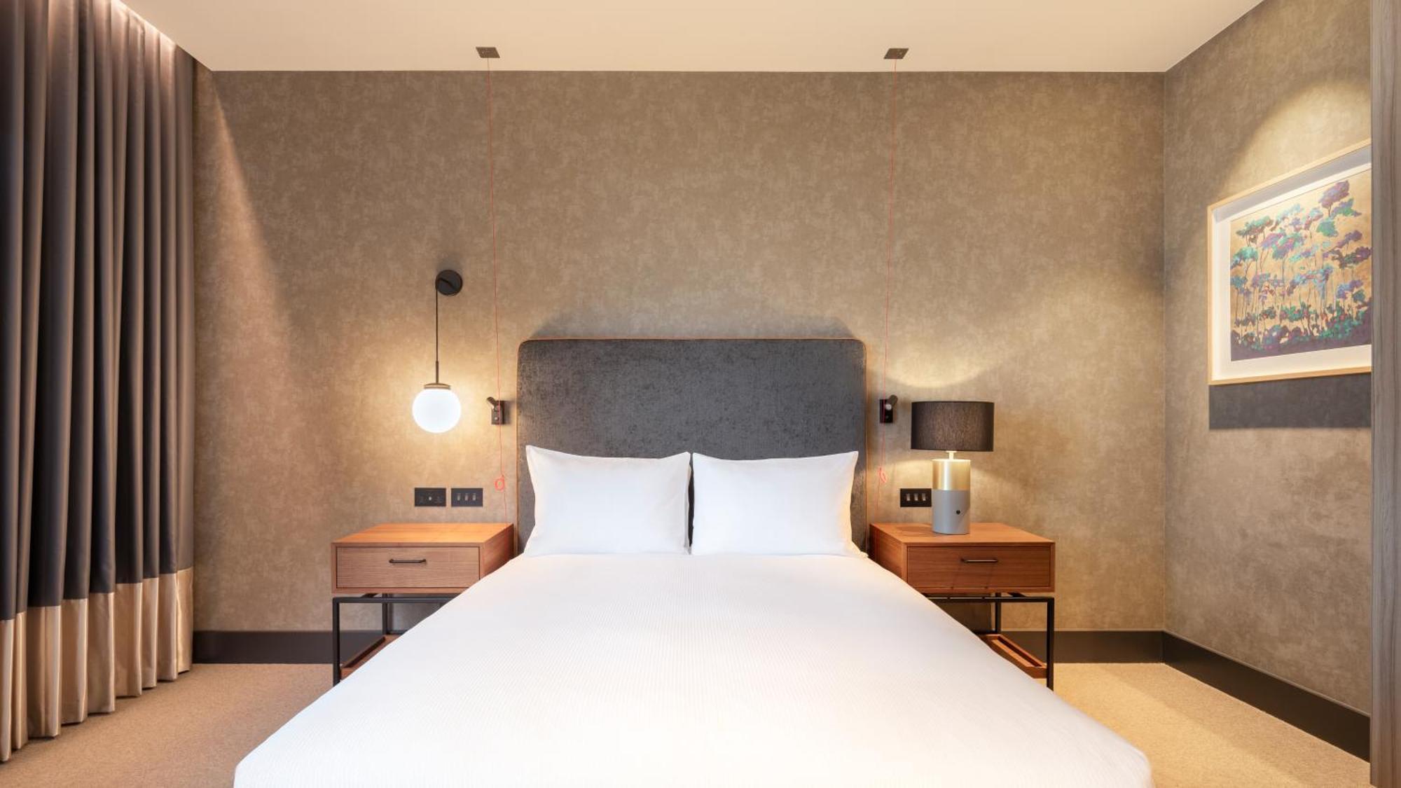Hilton Woking Ξενοδοχείο Εξωτερικό φωτογραφία