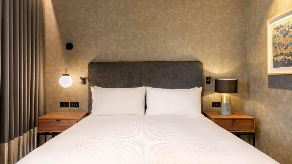 Hilton Woking Ξενοδοχείο Δωμάτιο φωτογραφία
