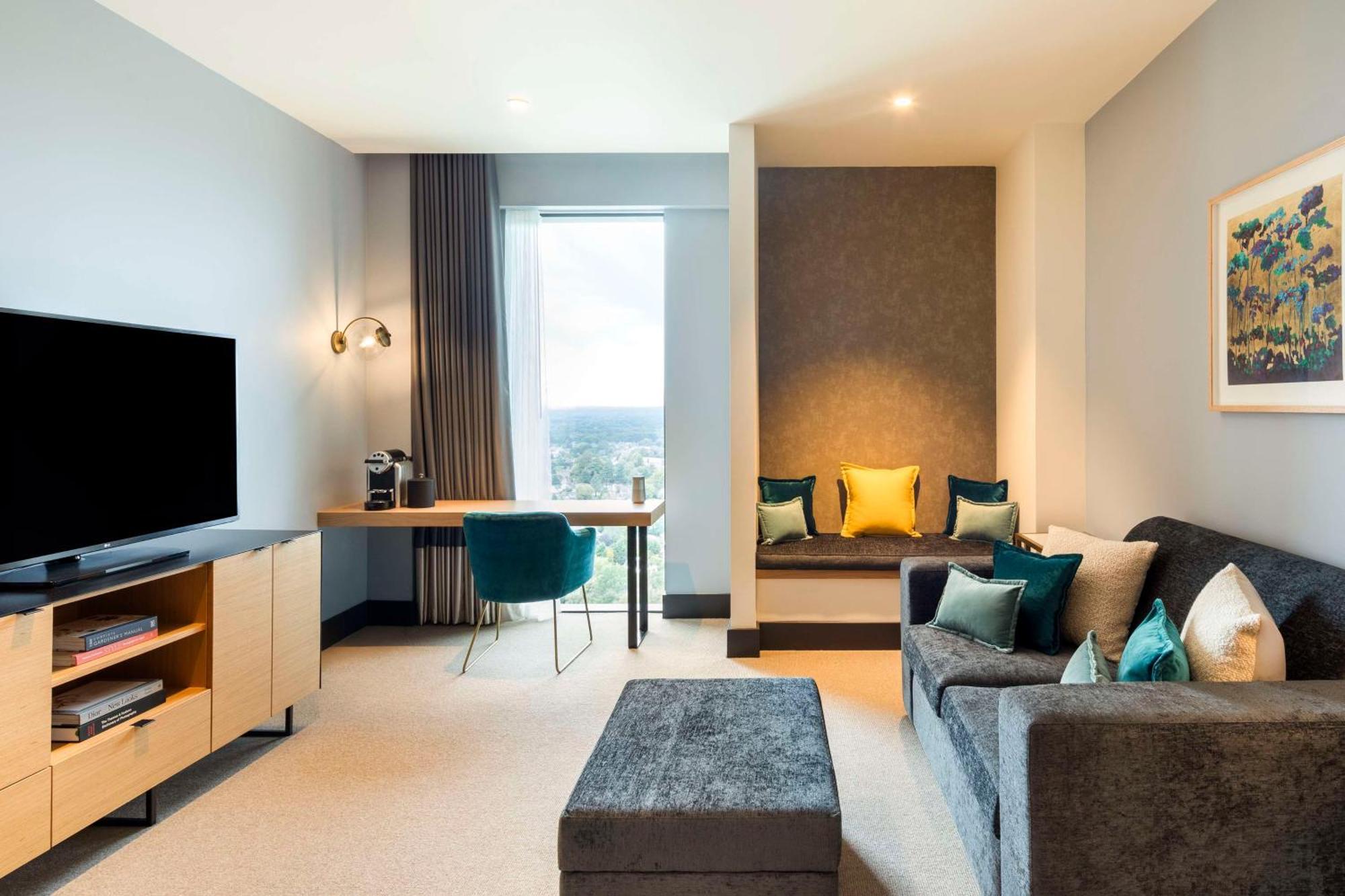 Hilton Woking Ξενοδοχείο Εξωτερικό φωτογραφία